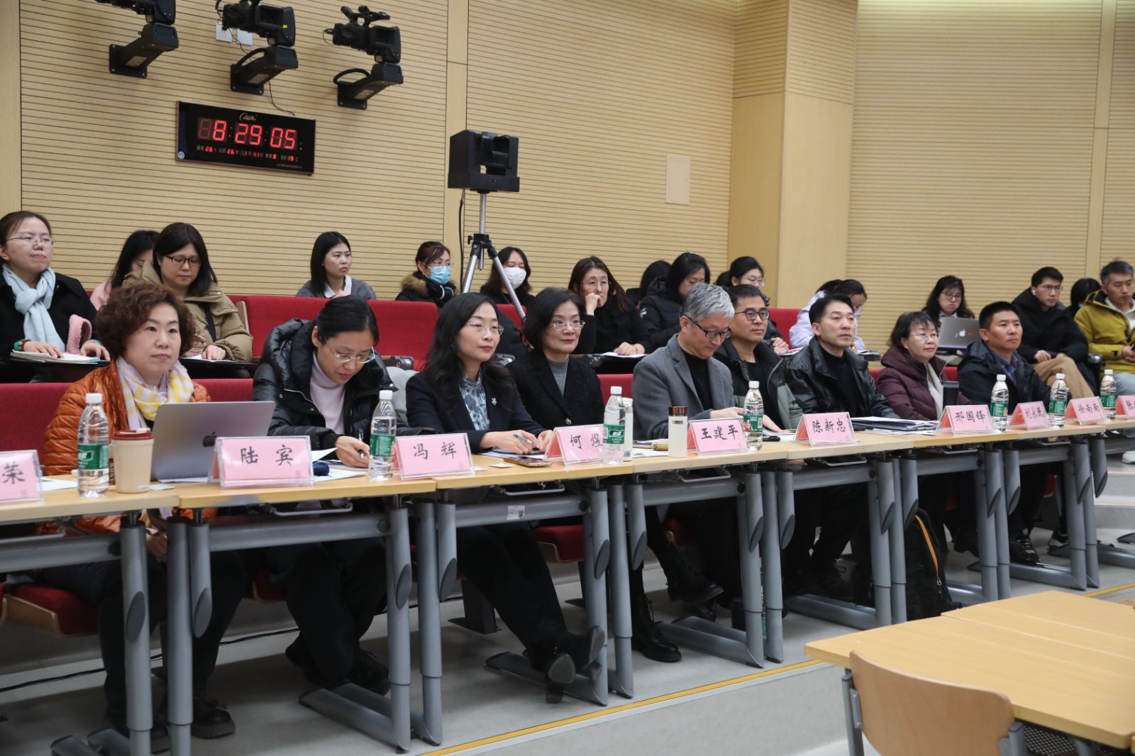 图1.jpg